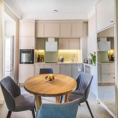 דירה Gueldenstubbe Residences קורסארה