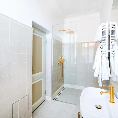 Gueldenstubbe Residences Apartamento *