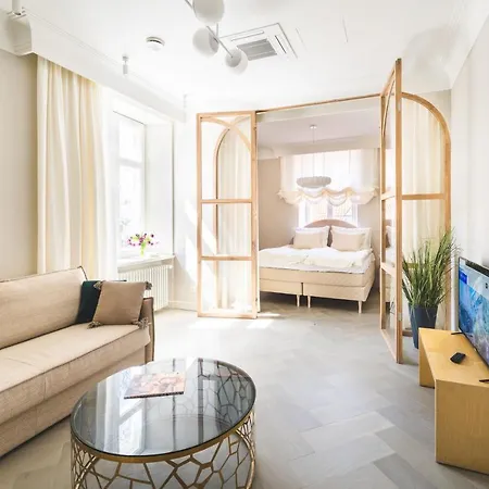 Gueldenstubbe Residences クレサーレ