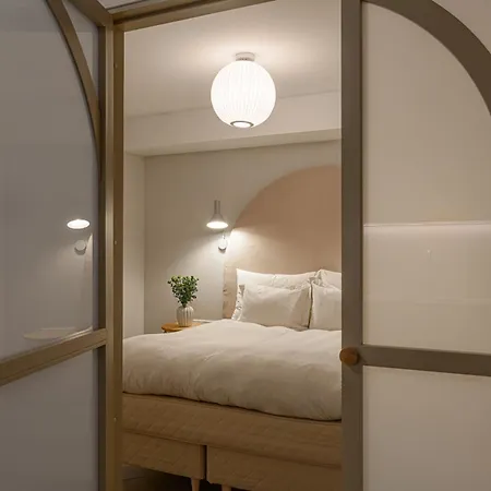 Gueldenstubbe Residences アパート クレサーレ
